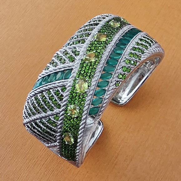 Judith Ripka Authentic Emerald & Silver and Silver Cuff Bracelet - Picture 2 of 9